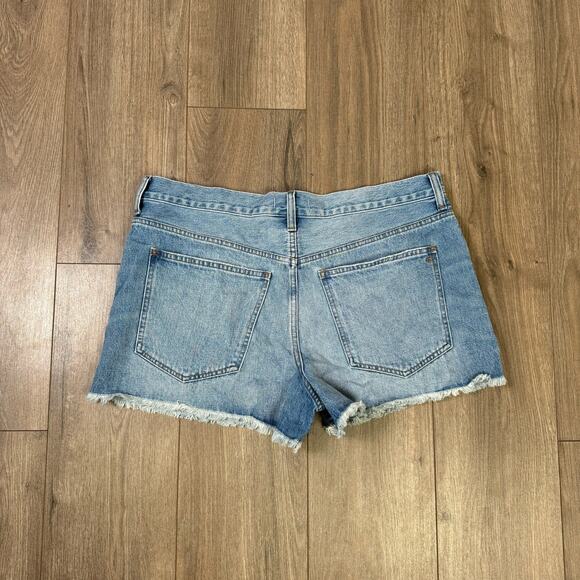 Madewell Relaxed Mid Length Denim Frayed Hem Shorts US Women's 32 Plus New - Picture 3 of 6